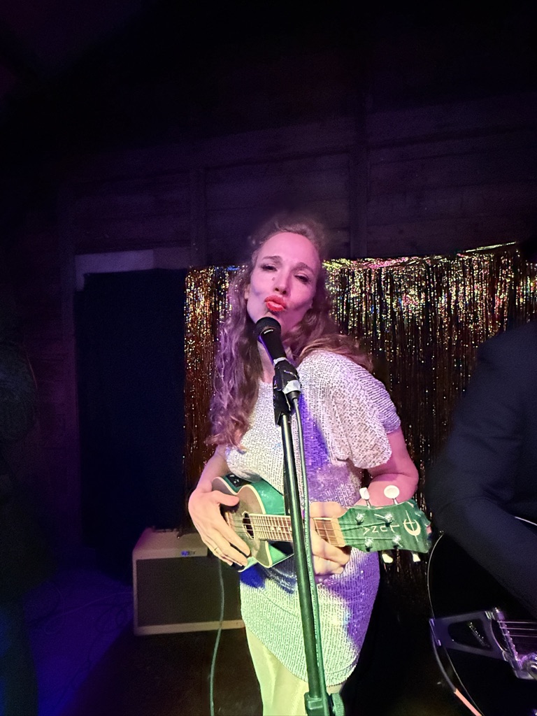 Rixt Leddy live met trio Motel 666